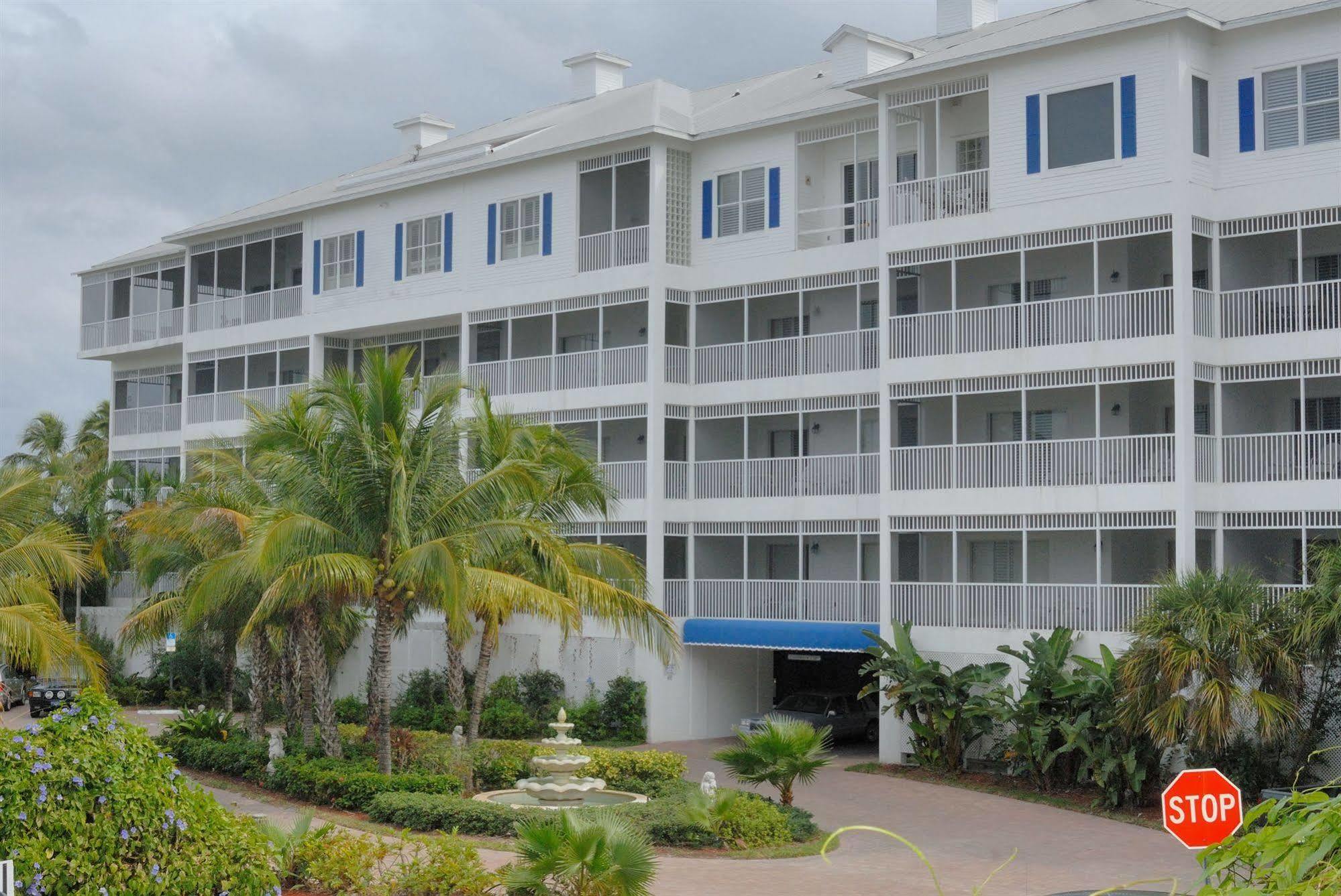 Olde Marco Island Inn And Suites Exterior foto