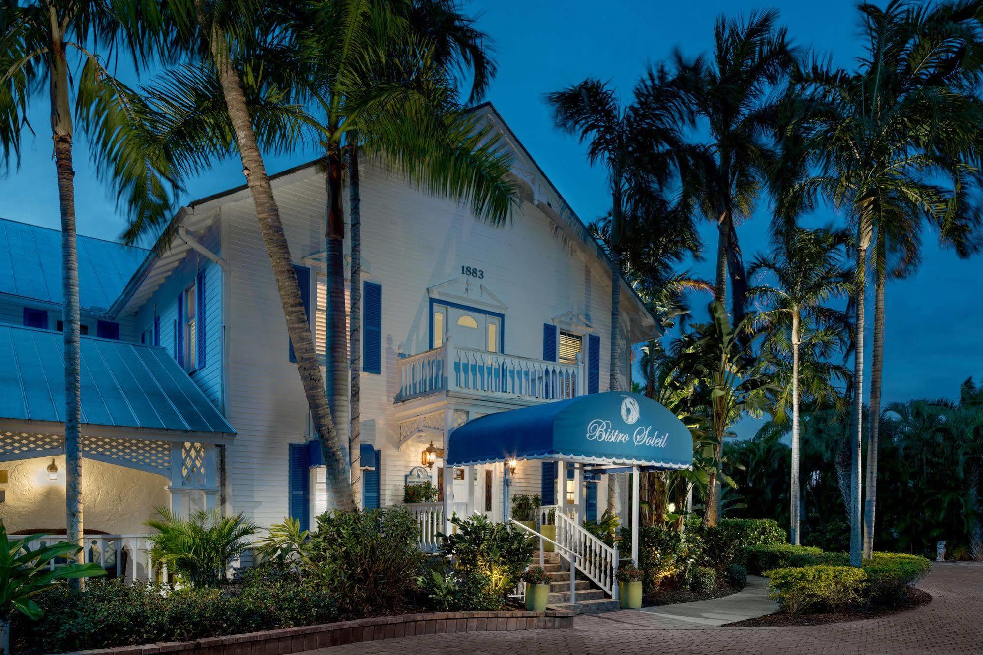 Olde Marco Island Inn And Suites Exterior foto